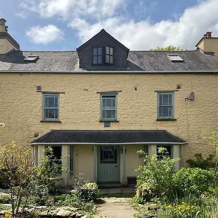 Ynyswen Bed & Breakfast Nantgaredig Exteriör bild