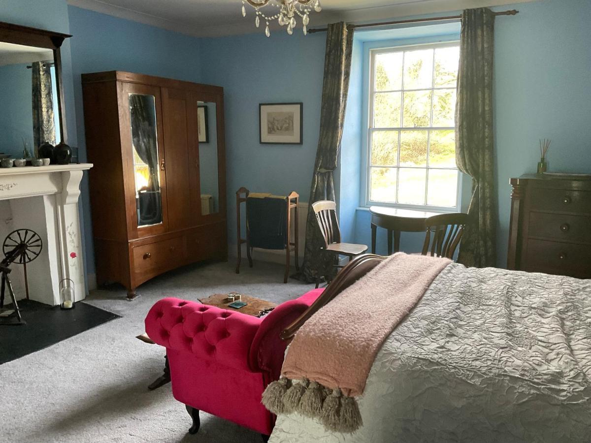Ynyswen Bed & Breakfast Nantgaredig Exteriör bild